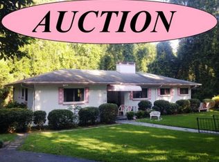 1411 Hawkins Ave, Sanford, NC 27330