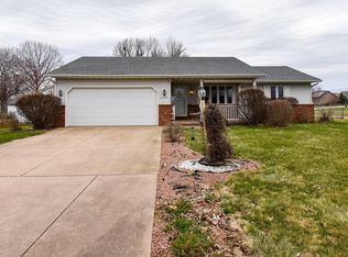 1101 E Jefferson St, Morton, IL
