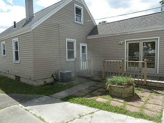 2nd image of 2244 Aberdeen Ave