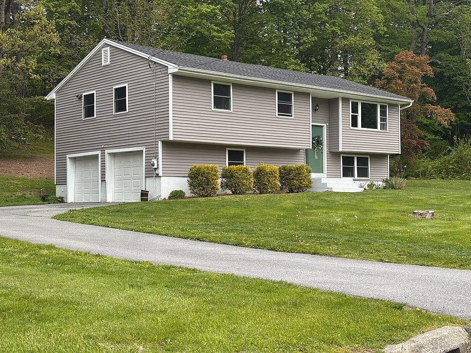 1st image of 28 Forest Hills Dr