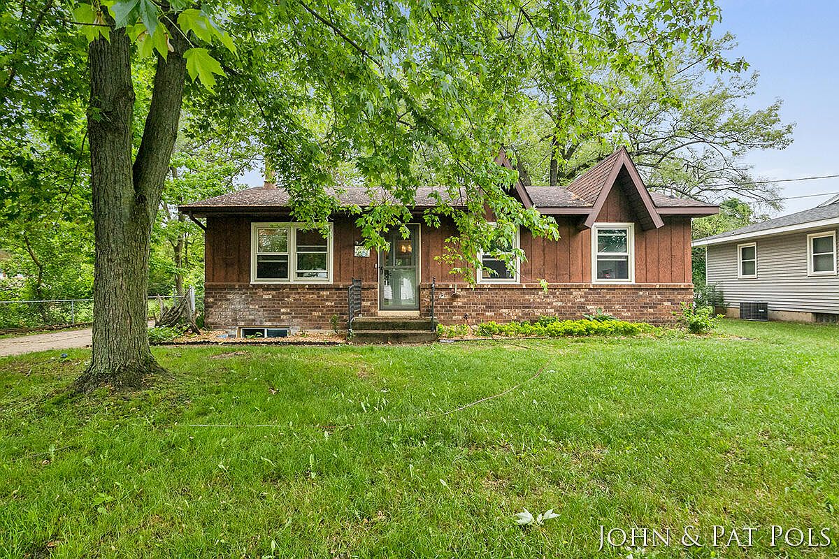 5025 Cisne Ave SW, Wyoming, MI 49548 Zillow