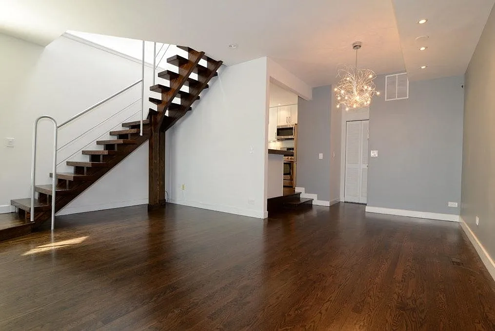 1636 N Sedgwick St — Photo 3