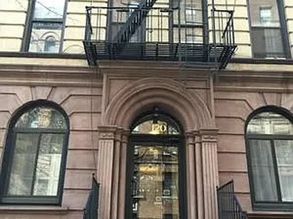 120 E 82nd St APT 12, New York, NY 10028