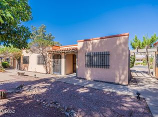 1093 S Calle De Las Casitas, Green Valley, AZ 85614