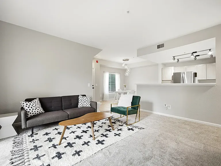 8707 E Florida Ave #707 — Photo 4