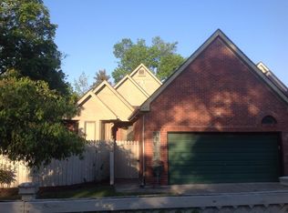 901 S Franklin Ave, Flint, MI 48503