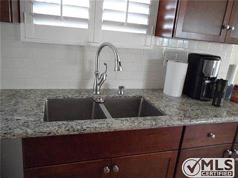 5th image of 6288 Lake Aral Dr