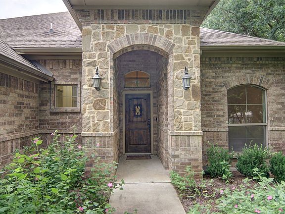 5th image of 106 Elm Crest Ct
