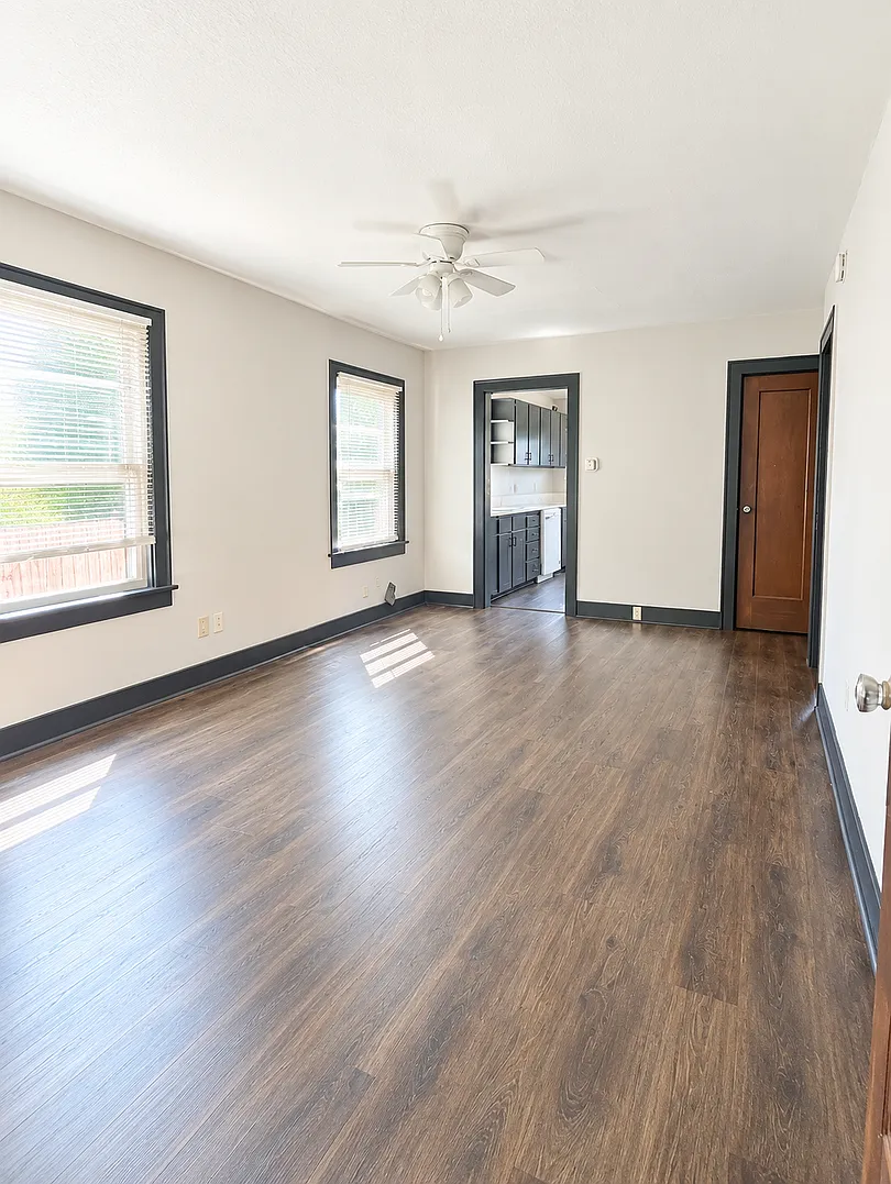 Limited-Time Offer: $25 Application Fee, Apply Today! Spacious 6 Bedroom, 2 Bathroom Home! — Photo 2