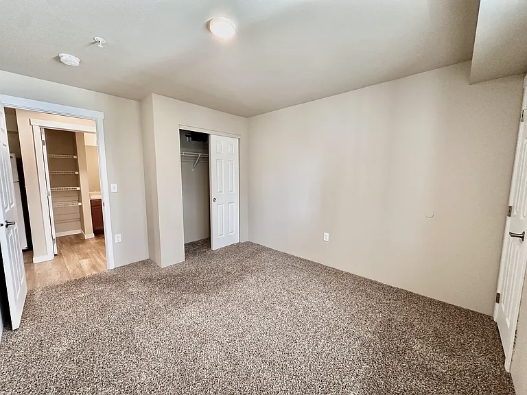 3105 S Assembly Rd #1BY1 — Photo 6