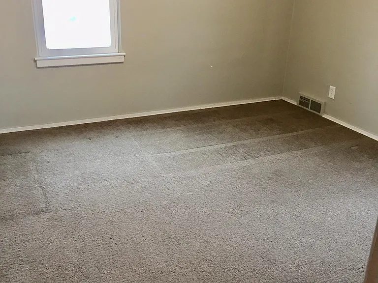 1707 Goff Ave — Photo 6
