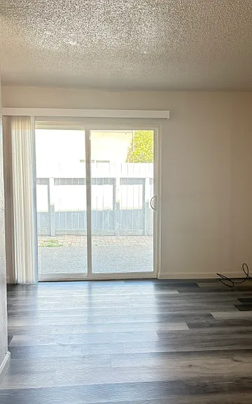 2856 Apple Valley Ln #2 — Photo 5