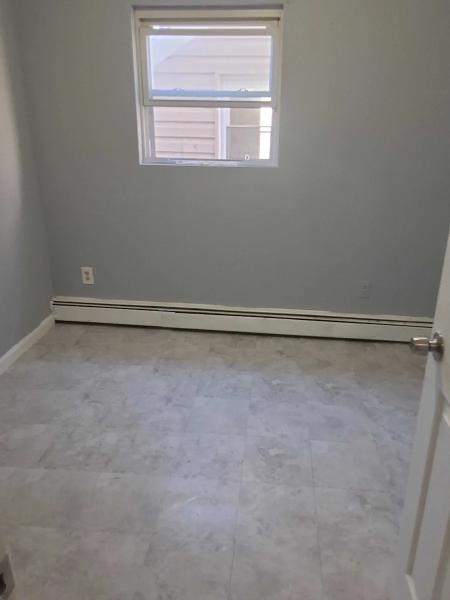 Building Photo - 73 Garfield Ave #3