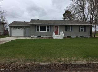 507 Palmquist Ave, Hayti, SD 57241