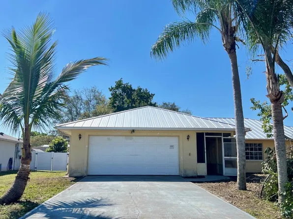 494 Fernandina St NW, Palm Bay, FL 32907