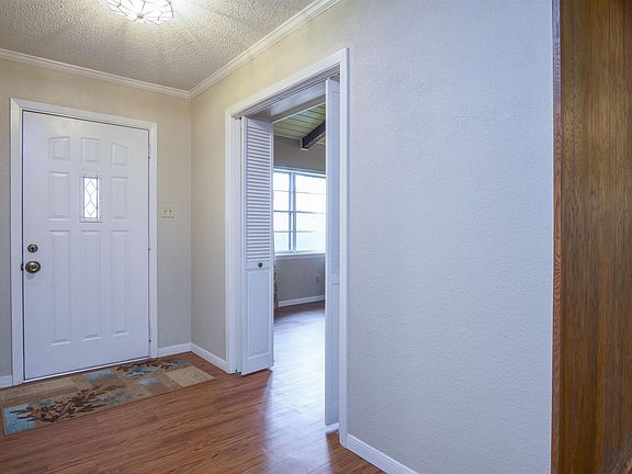 3rd image of 247 Dennard Dr