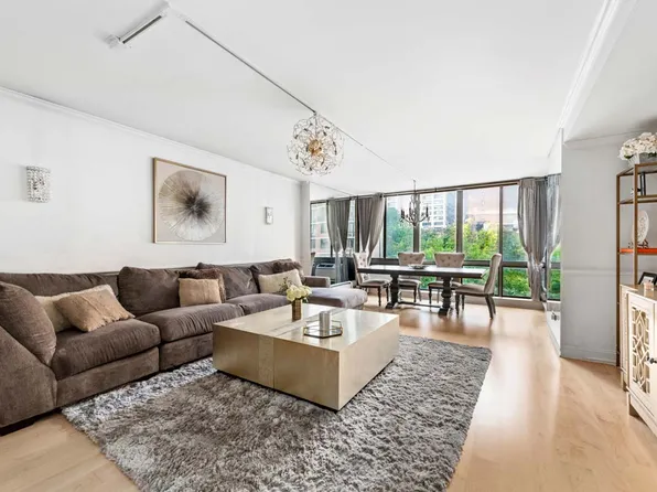 303 East 49th Street image 1 of 9