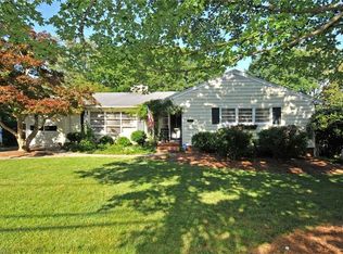 511 Roslyn Rd, Winston Salem, NC 27104