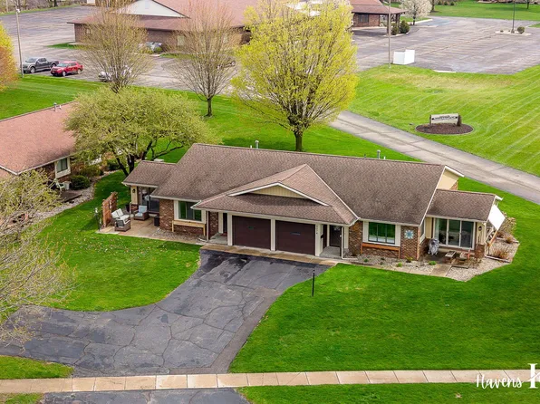 3072 Beechridge Dr #64, Hudsonville, MI 49426