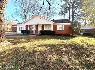 7146 Carrolton Dr W, Southaven, MS 38671