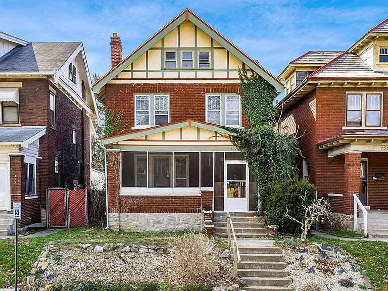 737 Bedford Ave — Photo 1