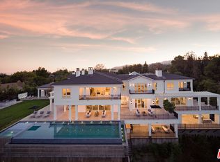 624 N Bonhill Rd, Los Angeles, CA 90049