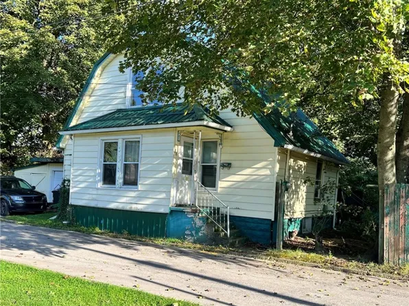 38 Franklin St, Greenville, PA 16125