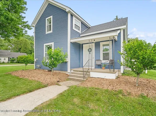 903 E State St, Saint Johns, MI 48879