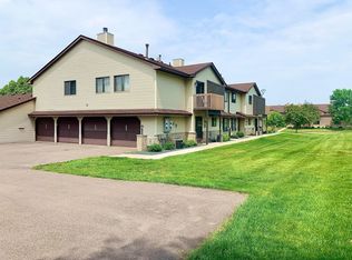 9054 Underwood Ln N, Maple Grove, MN 55369