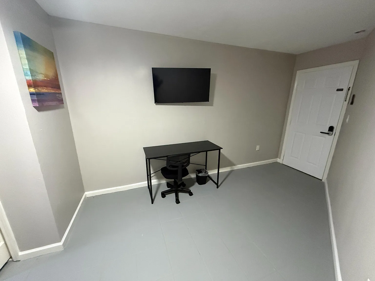 4 bed, 5.0 bath, 2165 sqft, $1,945 — Photo 2