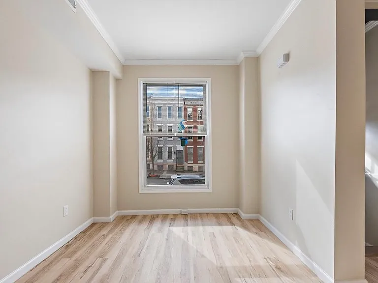 2108 W Baltimore St — Photo 8