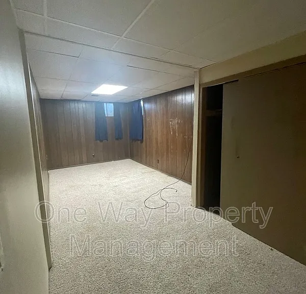501 1st Ave — Photo 10
