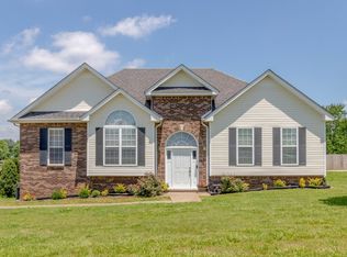 1414 Ambleside Dr, Clarksville, TN 37040