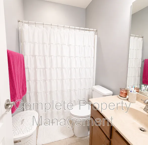 109 Oxmoor Place Cir — Photo 8