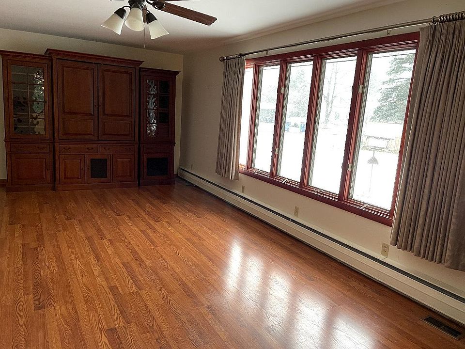 2898 Hemmeter Rd, Saginaw, MI 48603 Zillow