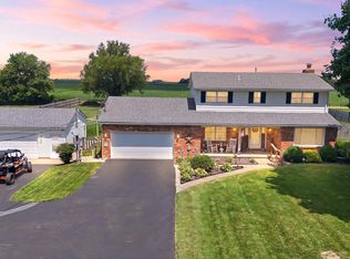 5258 E County Line Rd, Springfield, OH 45502