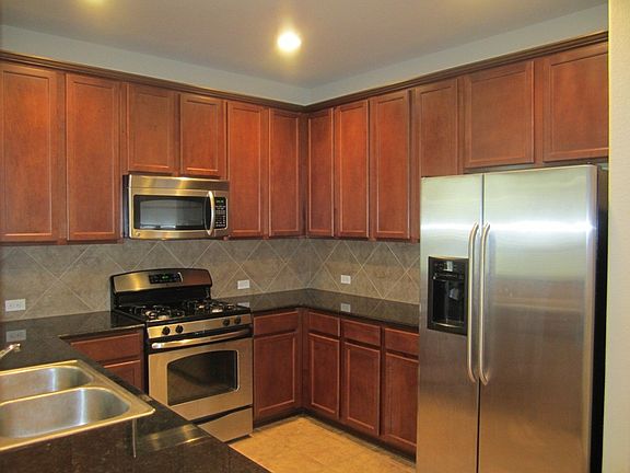 5th image of 1310 Parmer Ln #16A