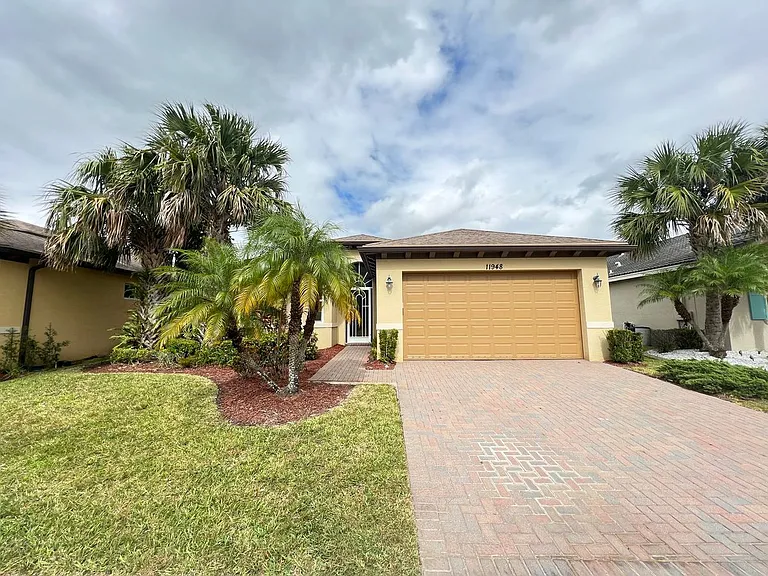 11948 SW Crestwood Cir — Photo 9