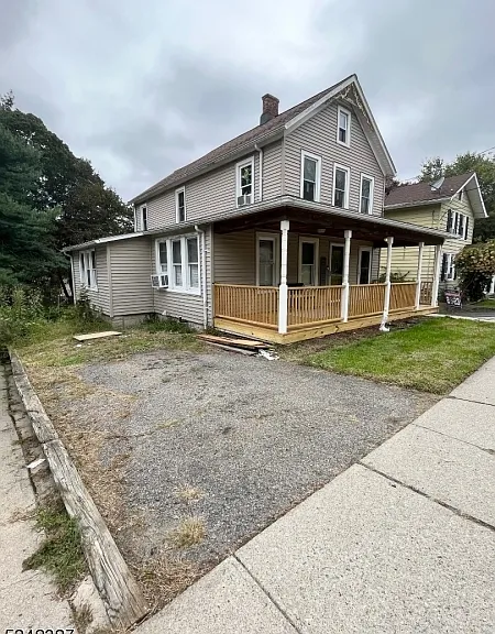 36 Linden Ave #B — Photo 16