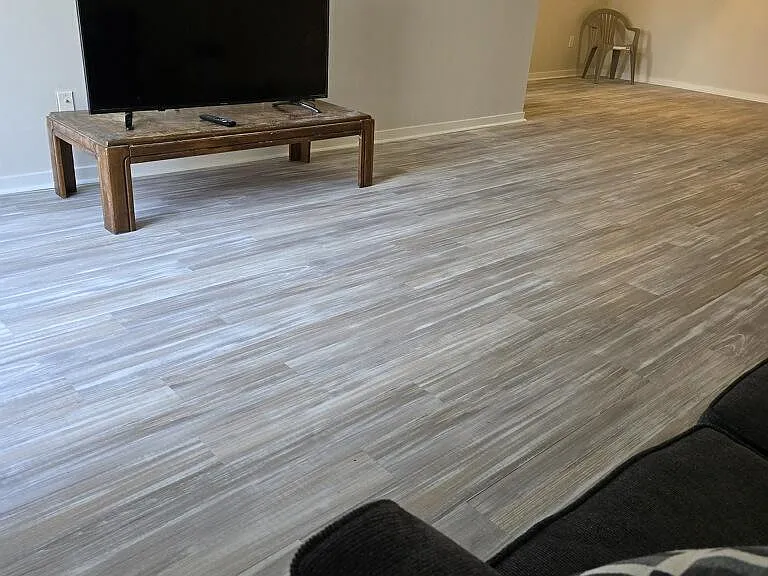 824 Forest Green Dr — Photo 13