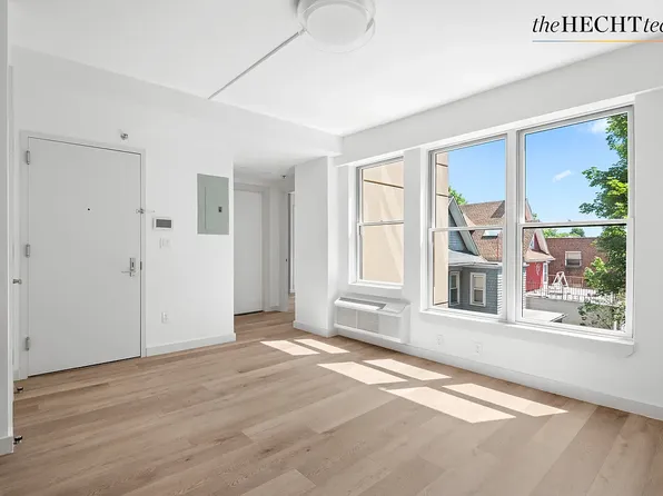 265 Ocean Parkway image 5 of 11