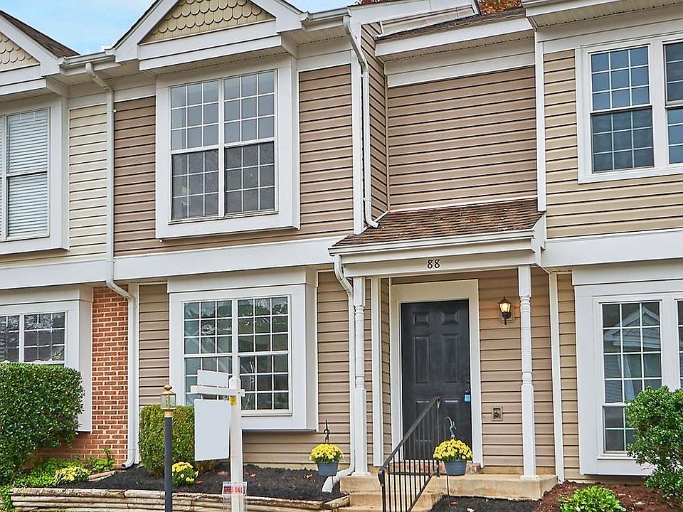 1st image of 88 Sudbury Sq