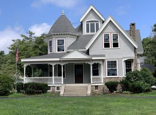 348 Franklin St, Wrentham, MA 02093