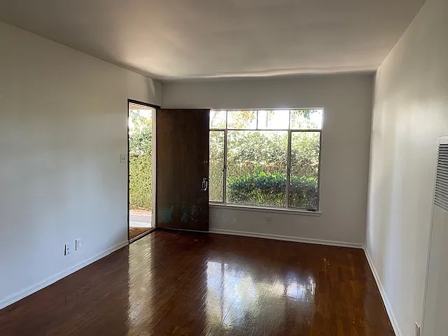 1541 Corinth Ave #1541 — Photo 6