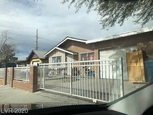 1st image of 3534 Clear Lake Ct
