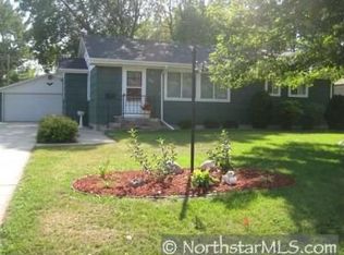 216 4th St NE, Osseo, MN 55369