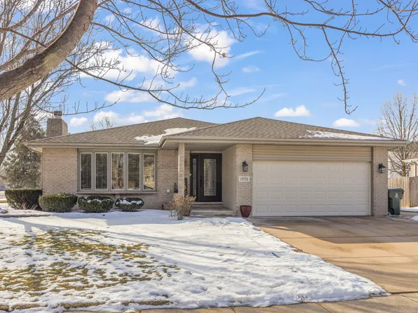 1956 Cornell Dr, New Lenox, IL 60451