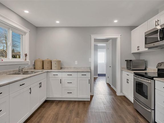 2nd image of 277 Carolyn Rd