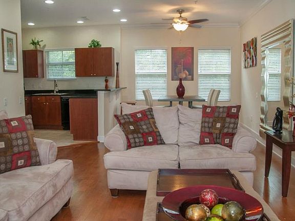 5th image of 507 101st Ave N