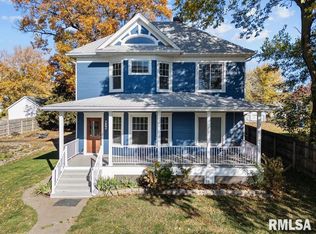 936 E 13th St, Davenport, IA